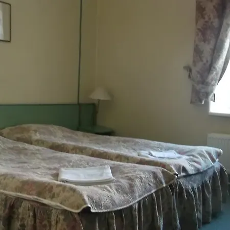 Bristol Hotel 3*